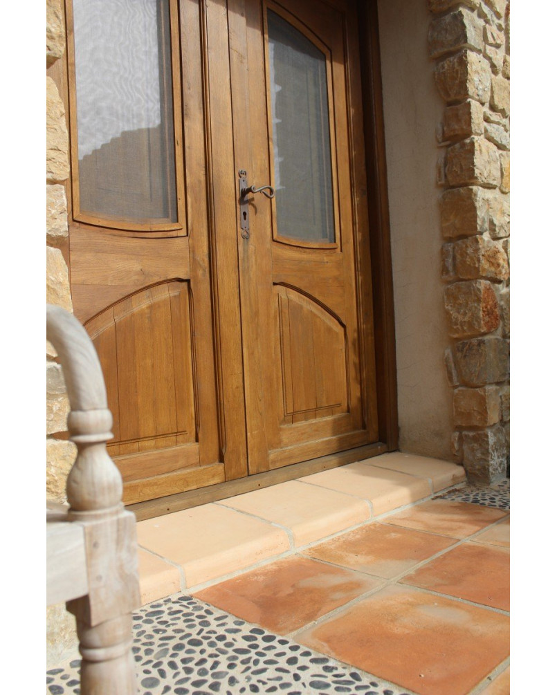 Nez-de-marche Terre cuite fait main Natural 40x40 (vendu à l'unité)